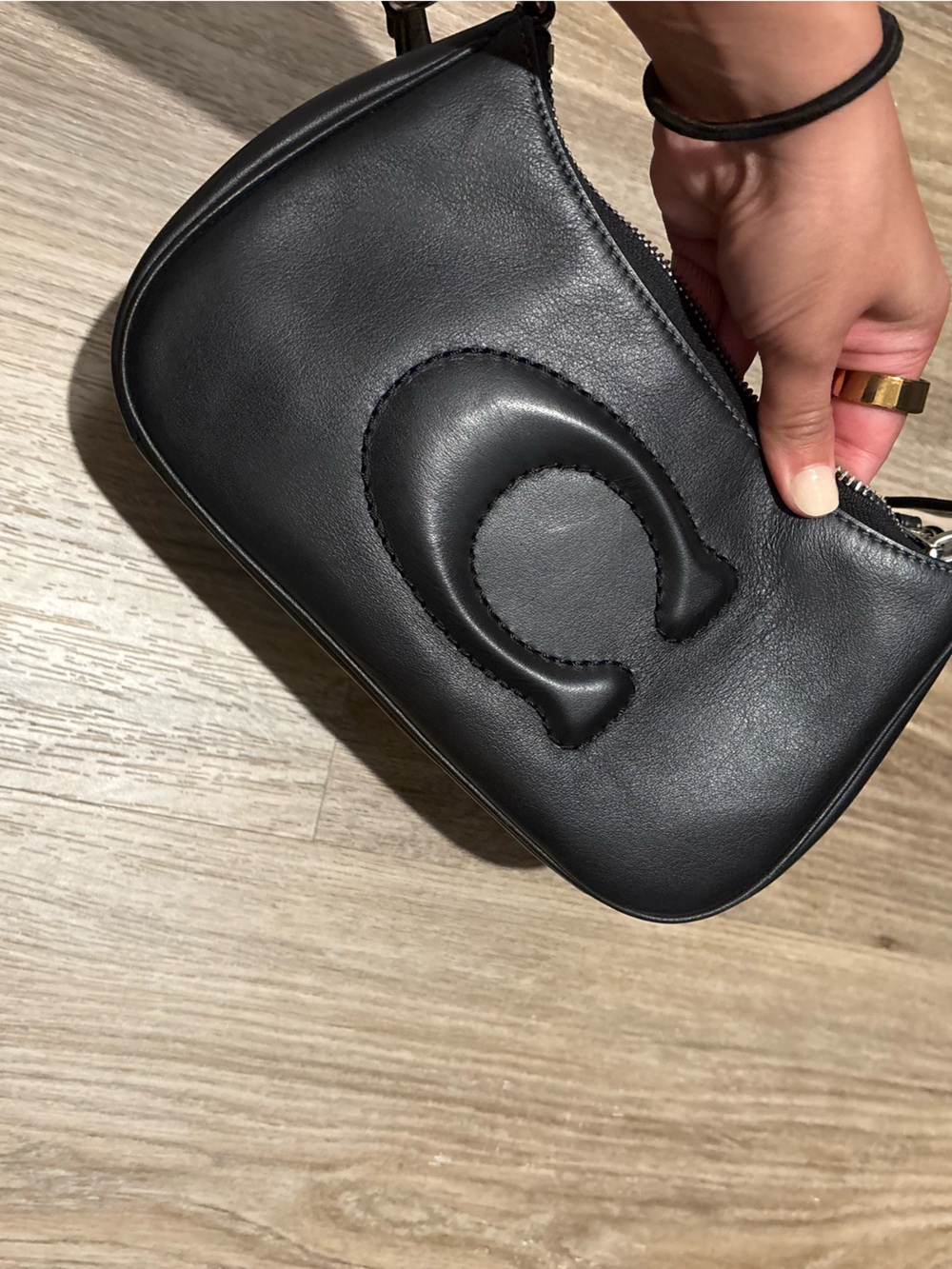 COACH TERI SHOULDER BAG - Picture 7 of 9